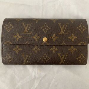 Louis Vuitton Sarah Wallet Monogram